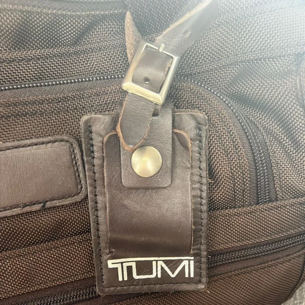 Tumi elegant duffel